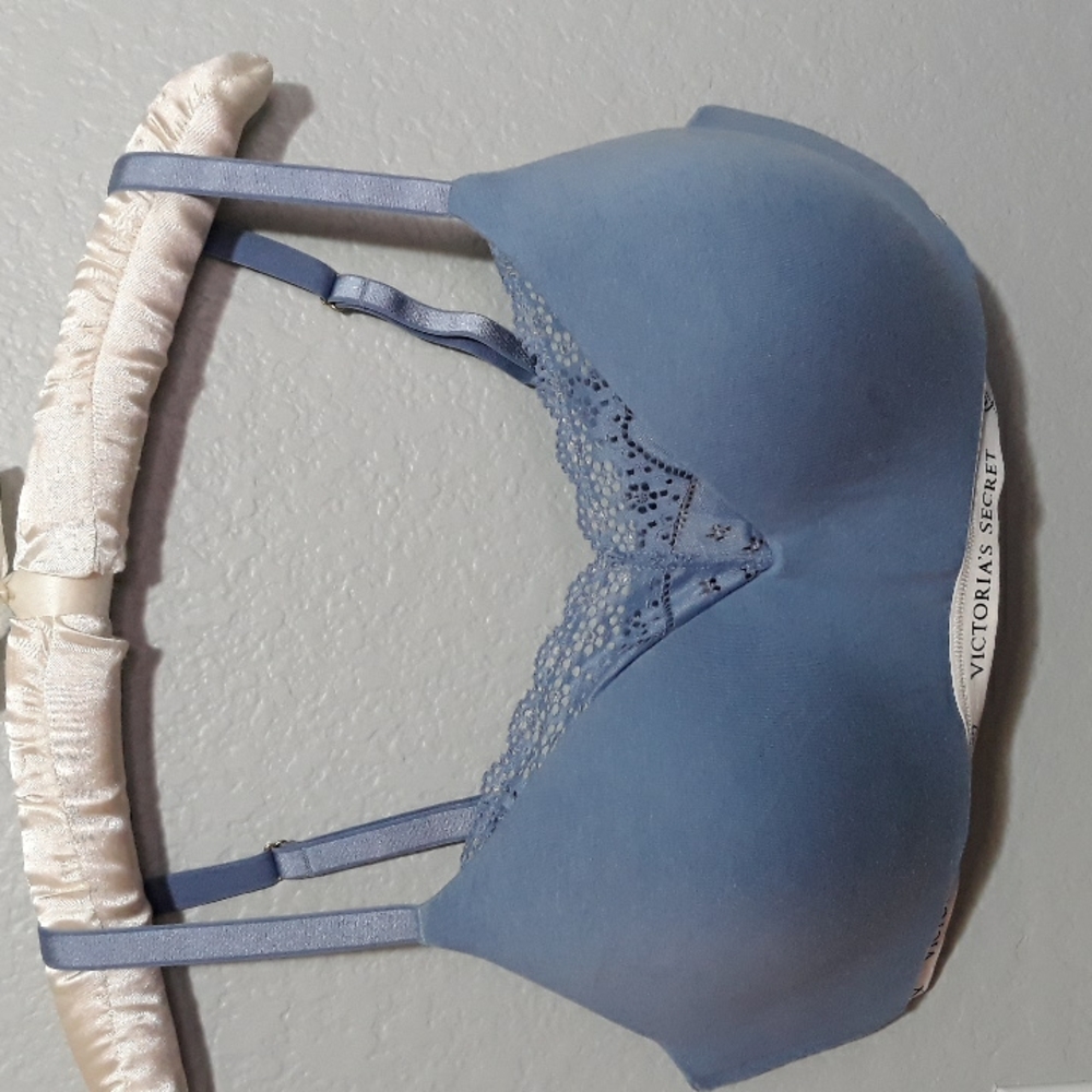 Victoria's Secret bra 38D